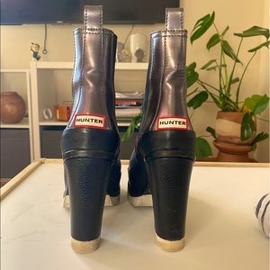 Hunter block heel booties
